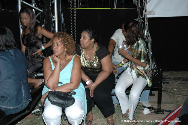 Audience & Venue - Air Jamaica Jazz & Blues Festival 2007 - The Art of Music - Thursday, January 26th - 10th Anniversary - The Aqueduct on Rose Hall - Air Jamaica Jazz & Blues Festival 2007 - The Art of Music - Tuesday, January 23 - Saturday, January 27, 2007, The Aqueduct on Rose Hall, Montego Bay, Jamaica - Negril Travel Guide, Negril Jamaica WI - http://www.negriltravelguide.com - info@negriltravelguide.com...!