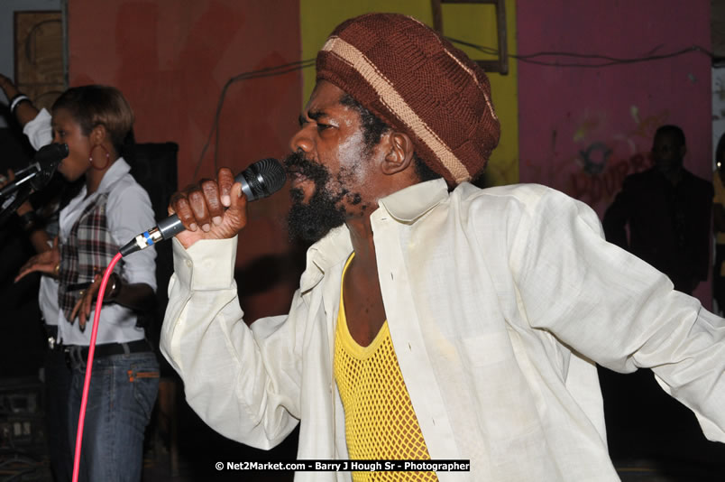  Coco Tea & Silver Cat at Bourbon Beach - Money Cologne Promotions presents The Growning of Coco Tea & Silver Cat at Bourbon Beach, Norman Manley Boulevard, Negril , Westmoreland, Jamaica W.I. - Monday, April 14, 2008 - Photographs by Barry J. Hough Sr. Photojournalist/Photograper - Photographs taken with a Nikon D70, D100, or D300 - Negril Travel Guide, Negril Jamaica WI - http://www.negriltravelguide.com - info@negriltravelguide.com...!