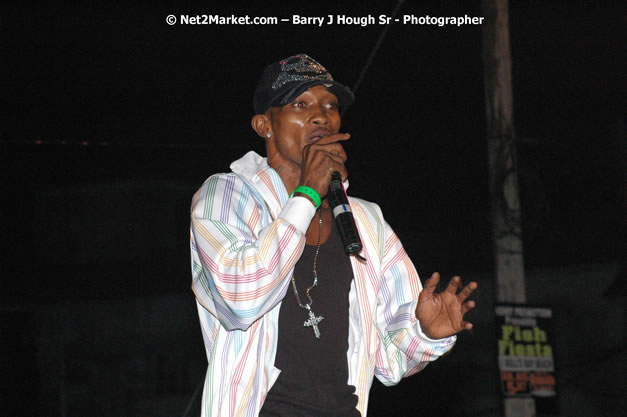 Cross De Harbour @ Lucea Car Park presented by Linkz Entertainment in association with Lucea Chamber of Commerce - Featuring Freddy Mc Gregor, Iley Dread, Mr. Vegas, Lt. Elmo, Champagne, Merital, CC, Brillant, TQ, Mad Dog, Chumps - Lucea, Hanover, Jamaica - Negril Travel Guide.com, Negril Jamaica WI - http://www.negriltravelguide.com - info@negriltravelguide.com...!