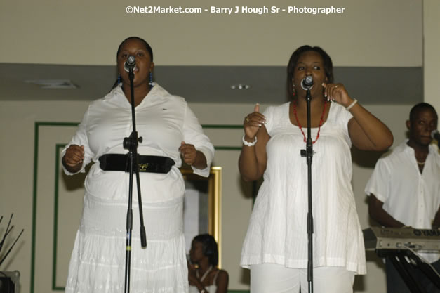 Prodigal Son - Reflections - Cure Fest 2007 - All White Birth-Night Party - Hosted by Jah Cure - Starfish Trelawny Hotel - Trelawny, Jamaica - Friday, October 12, 2007 - Cure Fest 2007 October 12th-14th, 2007 Presented by Danger Promotions, Iyah Cure Promotions, and Brass Gate Promotions - Alison Young, Publicist - Photographs by Net2Market.com - Barry J. Hough Sr, Photographer - Negril Travel Guide, Negril Jamaica WI - http://www.negriltravelguide.com - info@negriltravelguide.com...!