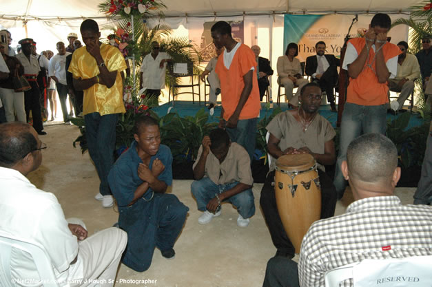 Palladium Hotels & Resorts - Groundbreaking of the 1600-Room Grand Palladium Lady Hamilton Resort & Spa and the Grand Palludium Jamaica Resort & Spa - Special Address: The Most Honorable Portia Simpson-Miller, O.N., M.P., Prime Minister of Jamaica - The Point, Lucea, Hanover, Saturday, November 11, 2006 @ 2:00 pm - Negril Travel Guide, Negril Jamaica WI - http://www.negriltravelguide.com - info@negriltravelguide.com...!