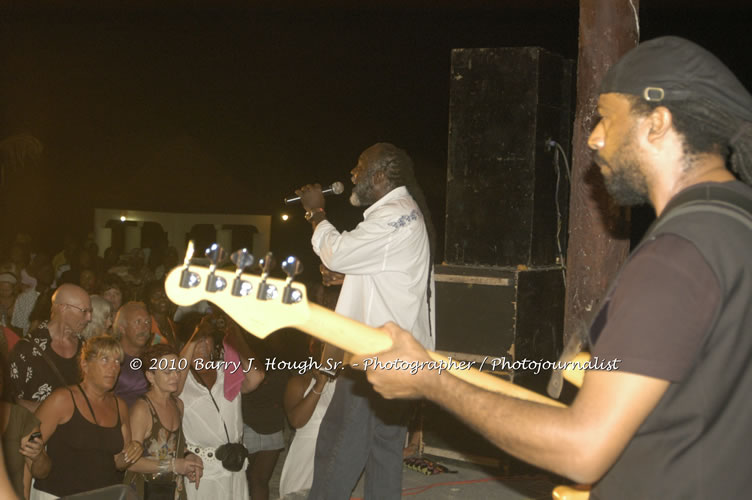 Freddy McGregor - Live In Concert @ Negril Escape Resort and Spa, One Love Drive, West End, Negril, Westmoreland, Jamaica W.I. - Photographs by Net2Market.com - Barry J. Hough Sr, Photographer/Photojournalist - Negril Travel Guide, Negril Jamaica WI - http://www.negriltravelguide.com - info@negriltravelguide.com...!