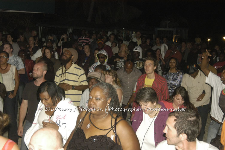 Queen Ifrica - Live In Concert - One Love Reggae Concert Series 09/10 @ Negril Escape Resort and Spa, January 5, 2010, One Love Drive, West End, Negril, Westmoreland, Jamaica W.I. - Photographs by Net2Market.com - Barry J. Hough Sr, Photographer/Photojournalist - Negril Travel Guide, Negril Jamaica WI - http://www.negriltravelguide.com - info@negriltravelguide.com...!