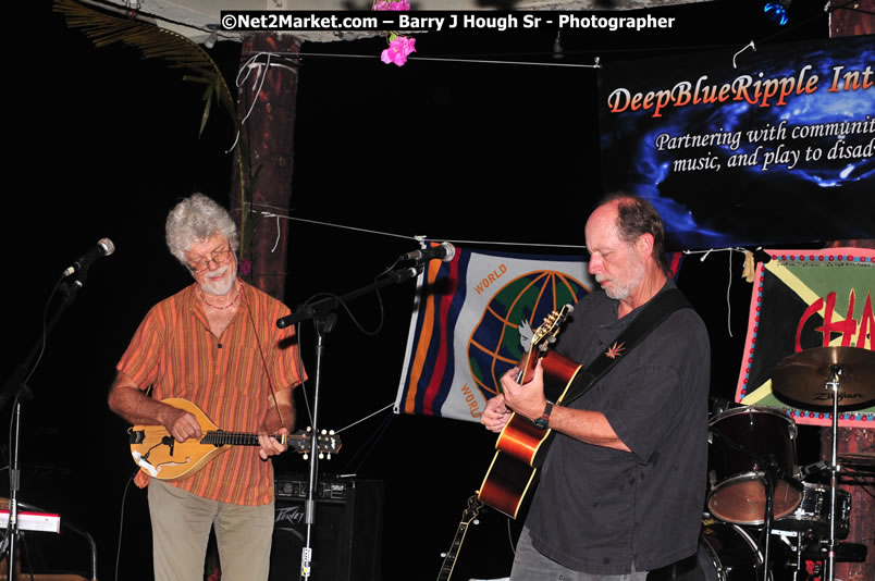 Chinese New Year @ The Sunset Show at Negril Escape - Tuesday, January 27, 2009 - Live Reggae Music at Negril Escape - Tuesday Nights 6:00PM to 10:00 PM - Photographs by Net2Market.com - Barry J. Hough Sr, Photographer/Photojournalist - Negril Travel Guide, Negril Jamaica WI - http://www.negriltravelguide.com - info@negriltravelguide.com...!