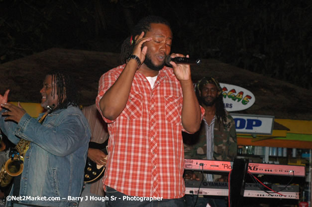 Tarrus Riley, Jimmy Riley, and Dwayne Stephensen - Money Cologne Promotions in association with "British Link Up" presents Summer Jam featuring She's Royal Tarrus Riley & Jimmy Riley - Plus Ras Slick, Sham Dawg, and Whiskey Bagio @ Roots Bamboo, Norman Manley Boulevard, Negril, Jamaica W.I. - Backed up Dean Fraser & The Hurricanne Band - MC Barry G and Rev. BB - July 25, 2007 - Negril Travel Guide.com, Negril Jamaica WI - http://www.negriltravelguide.com - info@negriltravelguide.com...!