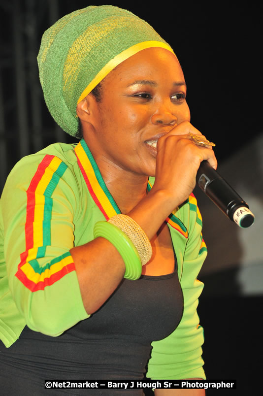 Queen Ifrica @ Unite The People An International Reggae Fest, Featuring: Beres Hammond, Coco T, Queen Ifrica, Khalil, Cameal Davis, Iley Dread, Rochelle, Geoffrey Star, Ras Penco, Kool DeLoy, Otis Gayle, J.McKay, Tiney Winey, Venue at Norman Manley Boulevard, Negril, Westmoreland, Jamaica - Saturday, April 4, 2009 - Photographs by Net2Market.com - Barry J. Hough Sr, Photographer/Photojournalist - Negril Travel Guide, Negril Jamaica WI - http://www.negriltravelguide.com - info@negriltravelguide.com...!